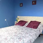 Holiday home Gites Aux Oiseaux