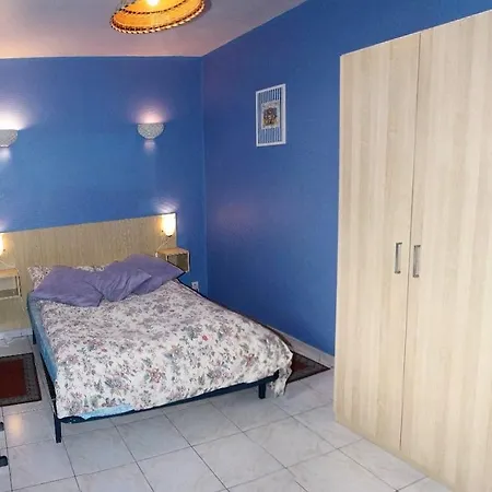 Aux Oiseaux بيت للعطل