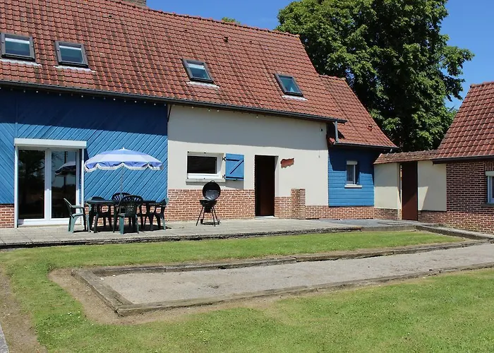 Holiday home Gites Aux Oiseaux